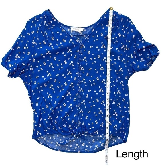 BeachLunchLounge Blue Daisy Floral Front Knot Tie Shirt Size Small - Picture 10 of 15